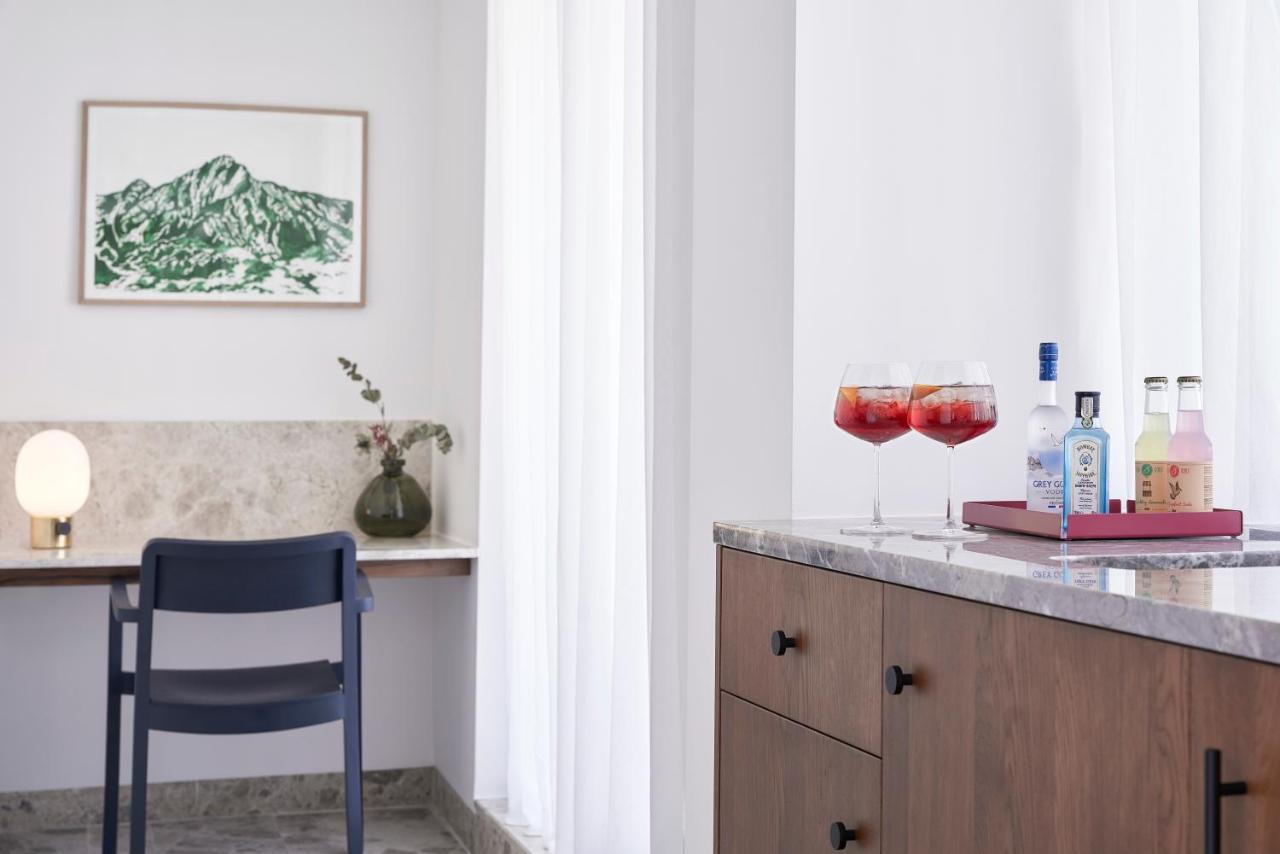 The Social Athens Hotel, A Member Of Radisson Individuals Exteriör bild