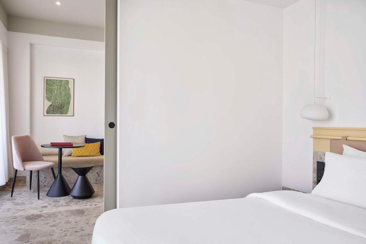 The Social Athens Hotel, A Member Of Radisson Individuals Exteriör bild