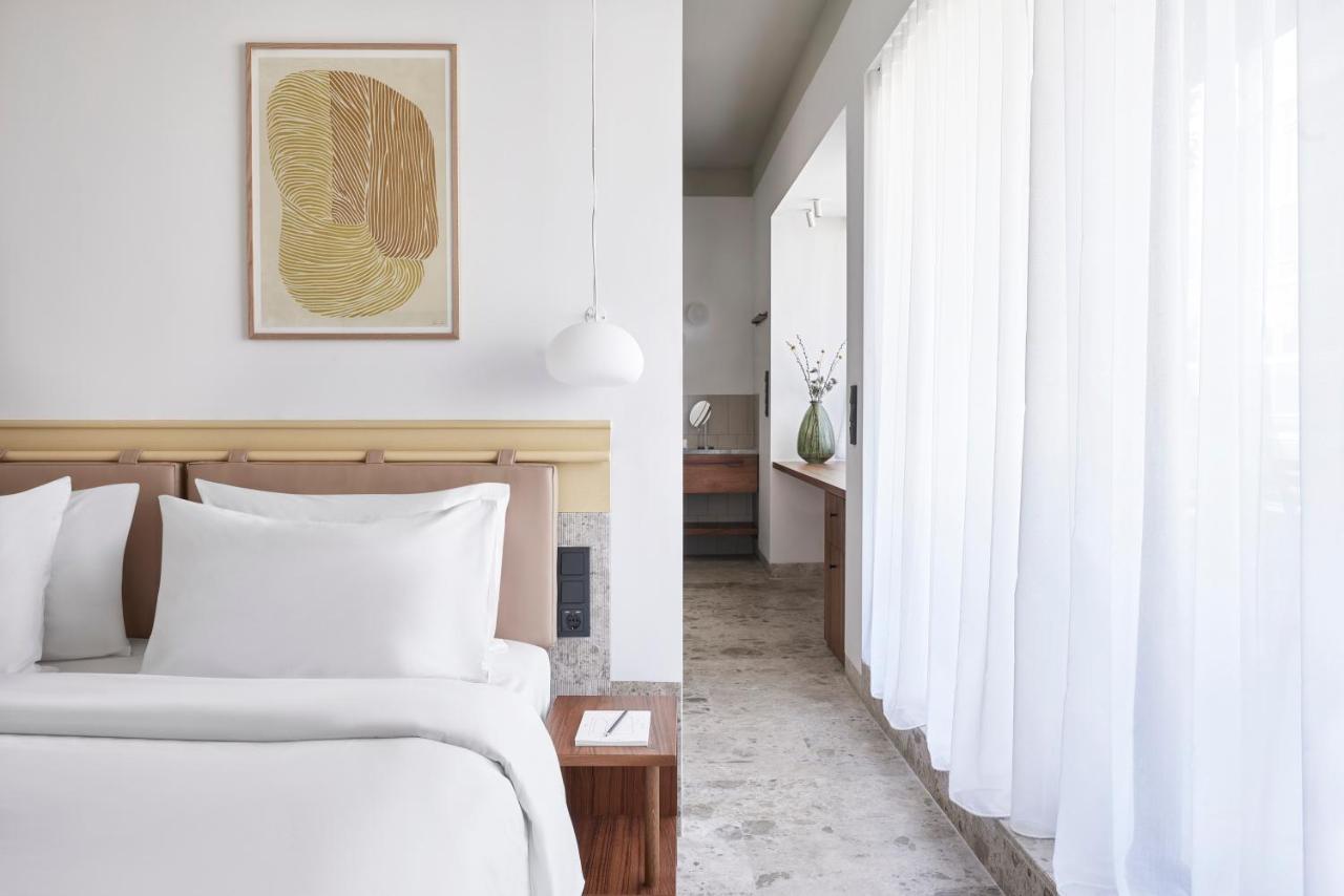 The Social Athens Hotel, A Member Of Radisson Individuals Exteriör bild